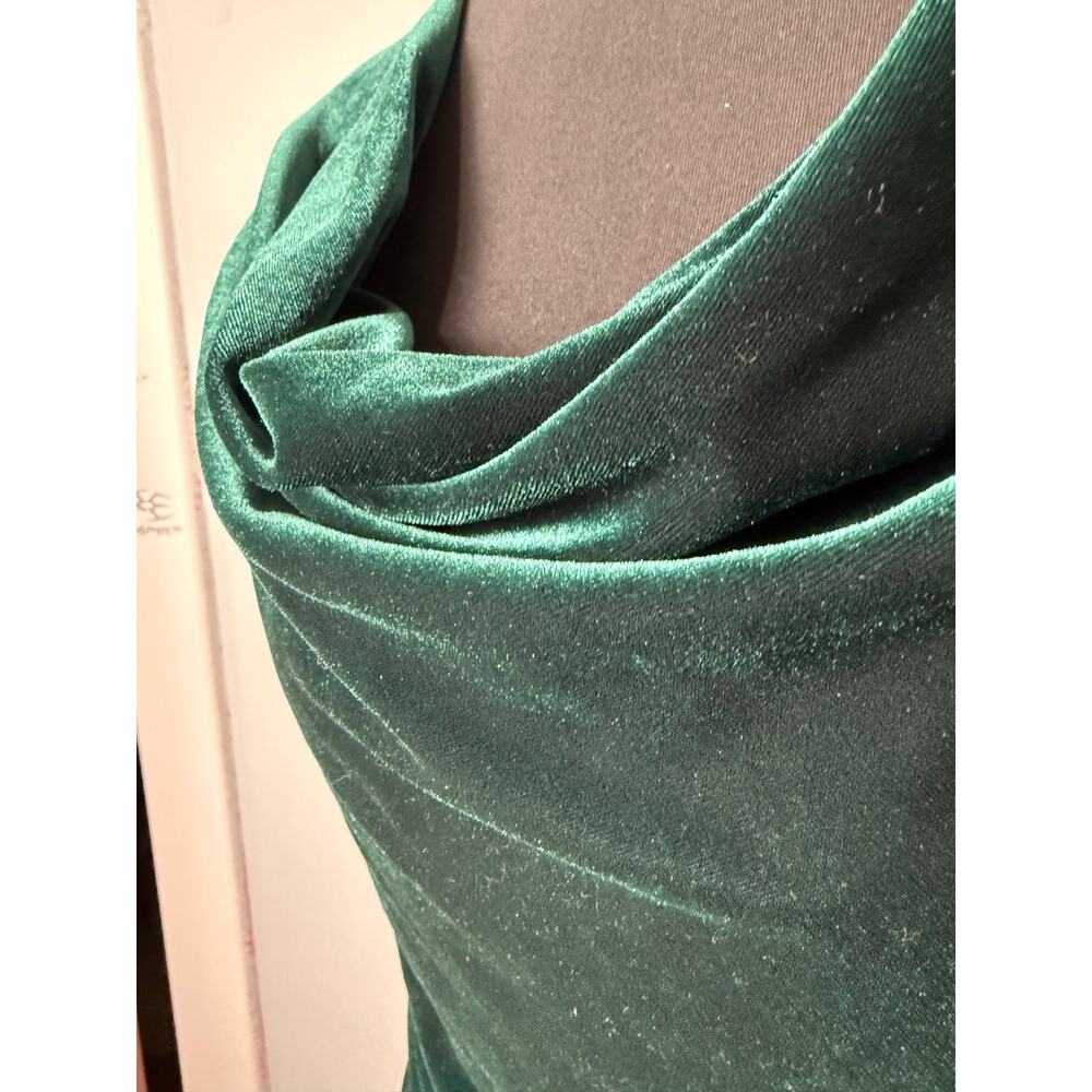 Vince Camuto Velvet Cowl Neck Bodycon Mini Dress sz 8 Old Hollywood Glam Green - Picture 2 of 8